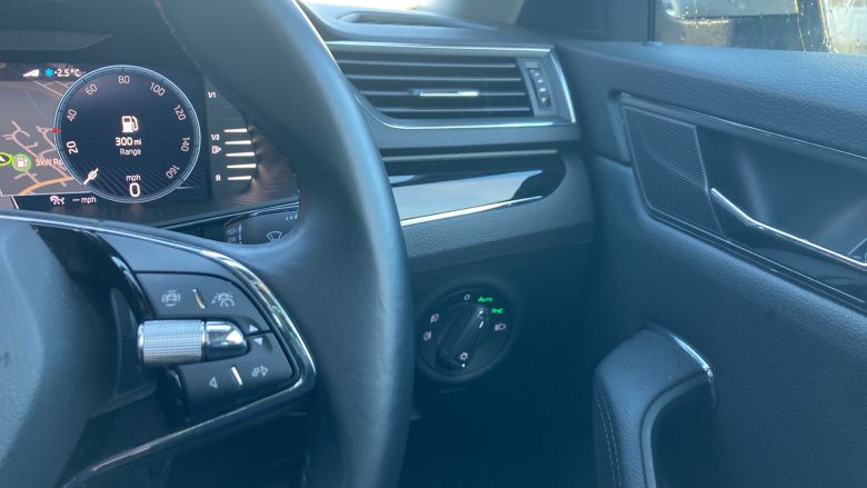 Skoda Superb 2.0 TSI 190 Laurin + Klement 5dr DSG Petrol Estate